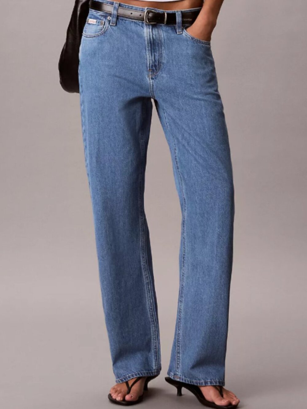 Calvin Klein Signature 90's Straight Leg Jeans in Radio Blue, size 26